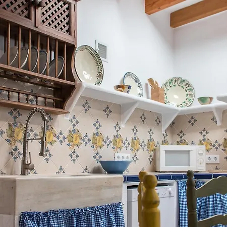 Holiday home Casa Maria Eusebia En *
